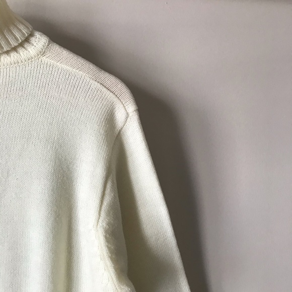 Vintage Reworked Cropped Turtleneck Sweater - Picture 5 of 10